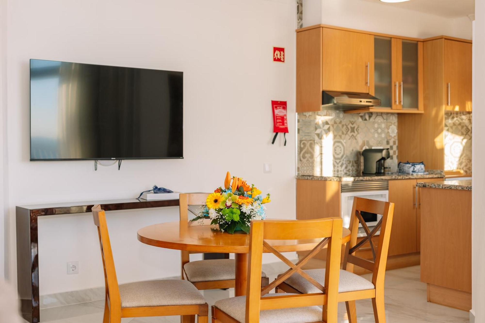 Monicca Collection Suites And Residences Albufeira Exterior foto